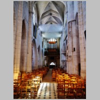 Église Saint-Thibault de Joigny, photo by Zairon on Wikipedia,5.jpg